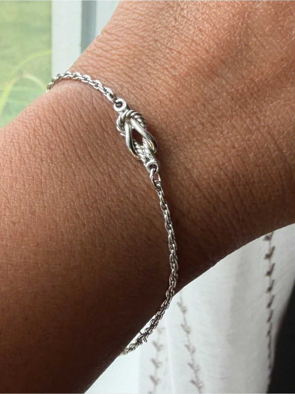 VINTAGE | AVON | Sailor Knot or Infinity Love Knot Design Chain 7 Inch Bracelet